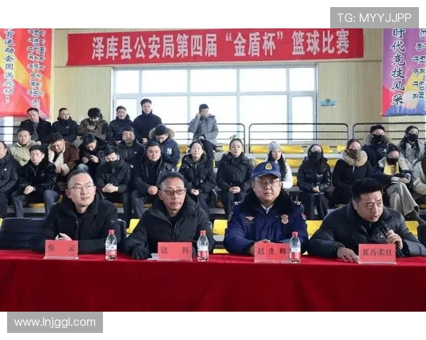 热血争锋见证巅峰对决篮球赛事全景深度专题报道精彩瞬间与传奇故事