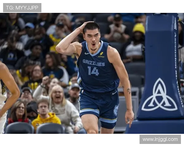 聚焦NBA赛场风云与中国篮球崛起的深度观察全景解析与未来趋势展望 - 副本 - 副本 (3)