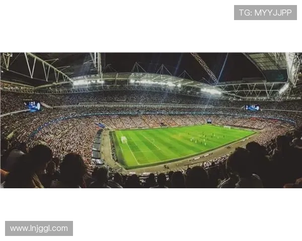 实时足球比分直播推荐助你掌握赛场动态精准预测赛事结果